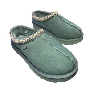 UGG Tasman Blue Deep Ice Slippers NWOT Size 8